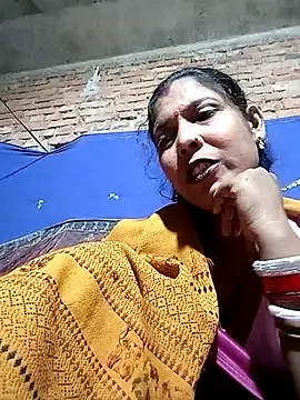 Snapshot of Savita992 chatting on November 2025 07:23:02 PM Savita992 online show from November 2025 07:23:02 PM