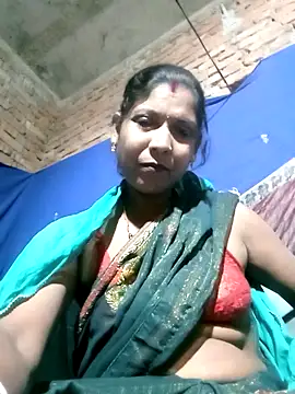 Snapshot of Savita992 chatting on November 2025 07:16:02 PM Savita992 online show from November 2025 07:16:02 PM