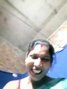 Snapshot of Savita992 chatting on December 2025 06:51:01 AM Savita992 online show from December 2025 06:51:01 AM