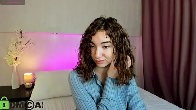 Adelina Bliss online show from November 2025 09:20:01 AM