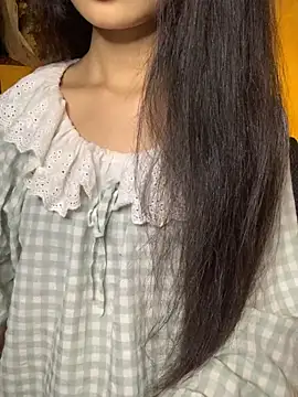 Snapshot of Nhinhi18 chatting on September 2025 03:22:02 PM Nhinhi18 online show from September 2025 03:22:02 PM