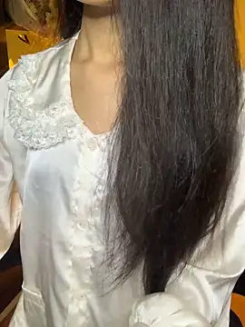 Snapshot of Nhinhi18 chatting on September 2025 03:01:01 PM Nhinhi18 online show from September 2025 03:01:01 PM