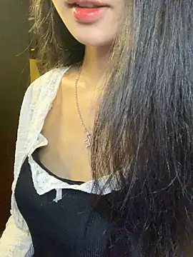 Nhinhi18 online show from May 2026 03:49:02 PM