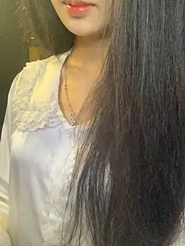 Nhinhi18 online show from May 2026 02:12:01 PM