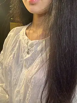 Nhinhi18 online show from May 2026 03:19:01 PM