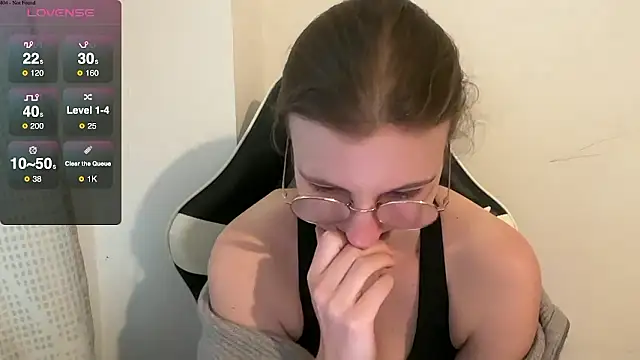 BustyKellyXXX online show from January 2026 01:16:01 PM