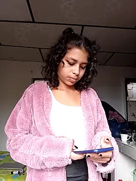 Snapshot of Tendercouple1 chatting on April 2026 09:39:33 PM Tendercouple1 online show from April 2026 09:39:33 PM