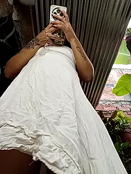 Rous-squir online show from February 2026 12:48:02 PM