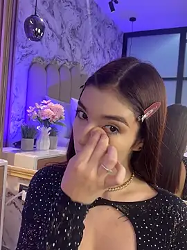 Snapshot of JessicaMason chatting on November 2025 10:48:02 PM JessicaMason online show from November 2025 10:48:02 PM