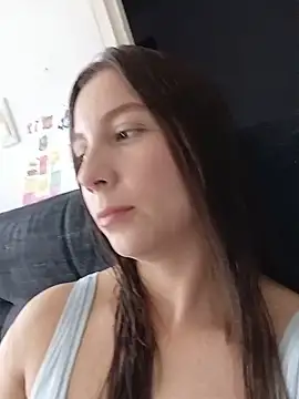Arianna Moss online show from July 2026 07:10:02 PM