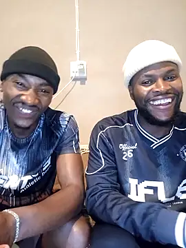 Snapshot of ManInbkack chatting on October 2025 05:06:02 PM ManInbkack online show from October 2025 05:06:02 PM