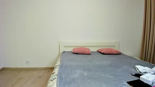 marylips online show from December 2025 01:20:02 PM