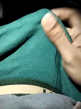 Ajayy01 online show from November 2025 03:26:02 PM