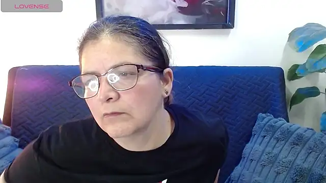 Linda banks  online show from October 2025 02:44:01 AM