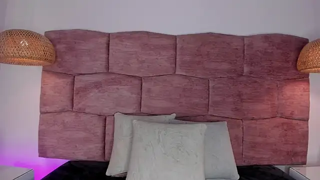 dani velvet online show from February 2026 03:04:01 AM