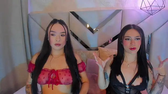 Victoriia Coxx online show from October 2025 03:22:01 PM