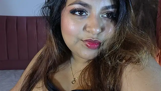 Snapshot of Hela_Collins chatting on October 2025 04:48:02 AM Hela Collins online show from October 2025 04:48:02 AM