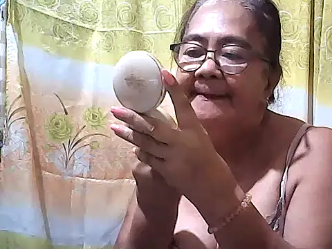 asianmom70 online show from December 2025 09:31:02 PM