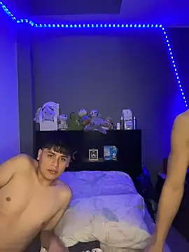 Kailertwink online show from March 2026 03:10:01 AM