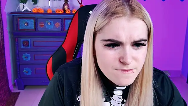 Stef Nicks online show from October 2025 09:11:04 AM