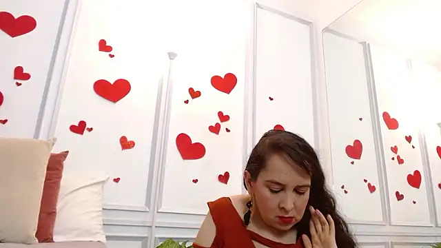 MiiaLane online show from February 2026 12:56:02 PM