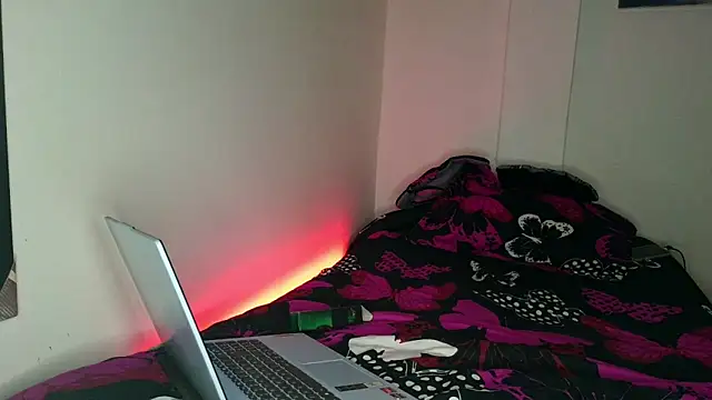 Snapshot of Adsley_ass chatting on October 2025 08:05:02 PM Adsley ass online show from October 2025 08:05:02 PM