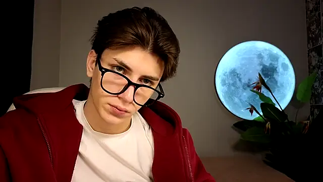 Oliver Starboy online show from September 2025 05:23:01 AM