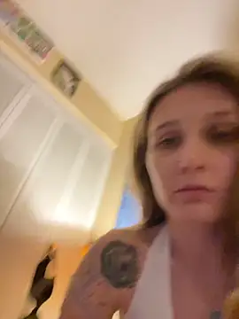 AutumnTides online show from October 2025 04:08:02 AM