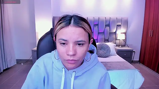 Snapshot of Celestee_rain chatting on September 2025 08:35:01 AM Celestee rain online show from September 2025 08:35:01 AM