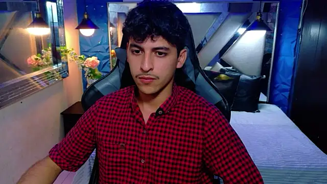 Snapshot of Alan_Del_Reyx chatting on February 2026 06:44:02 PM Alan Del Reyx online show from February 2026 06:44:02 PM