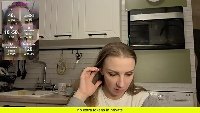 Edena  online show from April 2026 06:46:01 PM