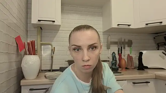 Edena  online show from June 2026 03:12:01 PM