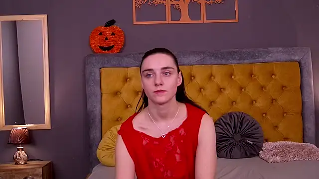 Jessica White  online show from December 2025 03:56:01 AM