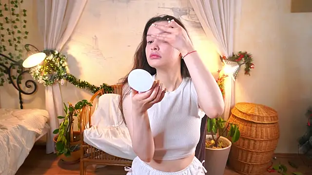 Snapshot of EvaDowe chatting on February 2026 04:42:01 AM EvaDowe online show from February 2026 04:42:01 AM