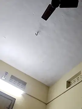 Snapshot of yelmaji91 chatting on November 2025 03:09:02 AM yelmaji91 online show from November 2025 03:09:02 AM