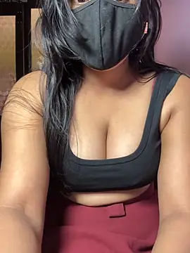 Snapshot of Amisha2 chatting on February 2026 08:24:02 AM Amisha2 online show from February 2026 08:24:02 AM