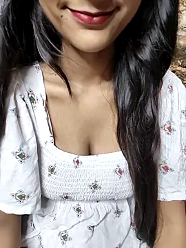 Indian-Aleena online show from October 2025 07:00:01 PM