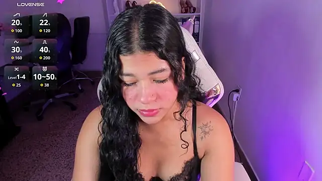 Snapshot of Ivy_nt chatting on September 2025 06:59:02 AM Ivy nt online show from September 2025 06:59:02 AM