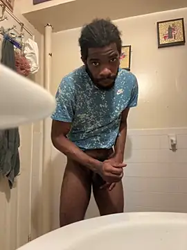 Snapshot of BigBDMari chatting on November 2025 03:05:02 AM BigBDMari online show from November 2025 03:05:02 AM