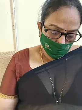 Snapshot of heera-rani chatting on June 2026 04:34:01 AM heera-rani online show from June 2026 04:34:01 AM