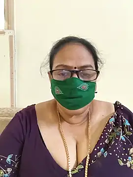 Snapshot of heera-rani chatting on July 2026 07:23:02 AM heera-rani online show from July 2026 07:23:02 AM