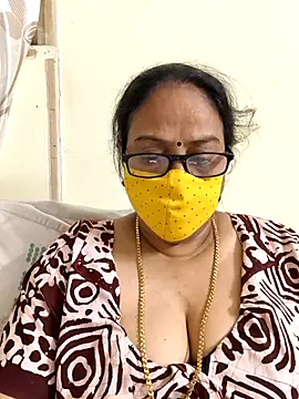 Snapshot of heera-rani chatting on July 2026 01:25:02 PM heera-rani online show from July 2026 01:25:02 PM