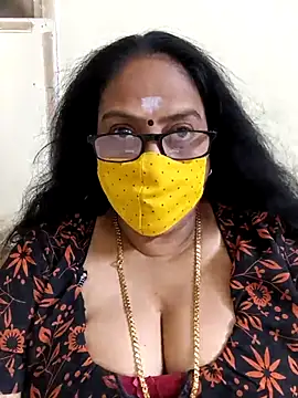 Snapshot of heera-rani chatting on July 2026 01:40:02 PM heera-rani online show from July 2026 01:40:02 PM