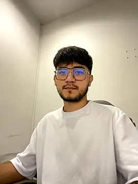 Snapshot of DanteRushh chatting on October 2025 12:03:02 PM DanteRushh online show from October 2025 12:03:02 PM