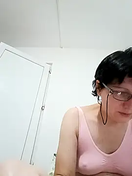 Snapshot of Vera_Elle chatting on October 2025 07:57:02 PM Vera Elle online show from October 2025 07:57:02 PM
