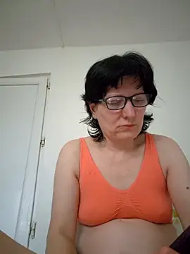 Snapshot of Vera_Elle chatting on March 2026 03:13:02 PM Vera Elle online show from March 2026 03:13:02 PM