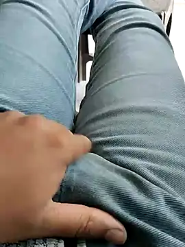 hunk28 6 online show from October 2025 06:43:02 AM