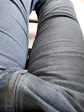 hunk28 6 online show from October 2025 07:03:02 AM