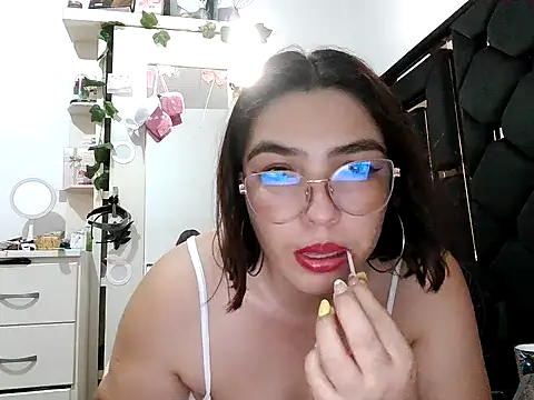 vegacristal88 online show from May 2026 09:19:01 PM