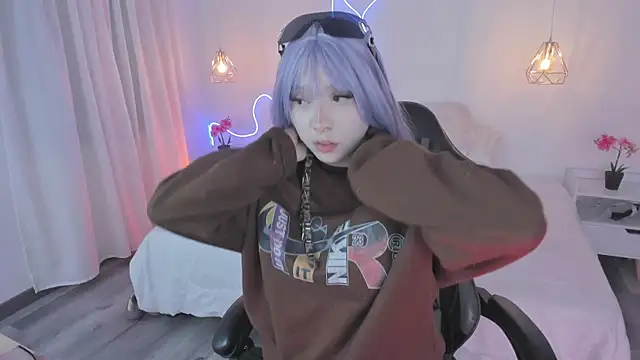 Snapshot of Noahcryptic chatting on November 2025 06:24:01 AM Noahcryptic online show from November 2025 06:24:01 AM